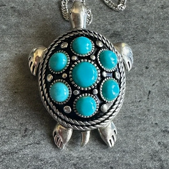 Sterling 925 Silver Turtle Pendant Necklace - Picture 2 of 4